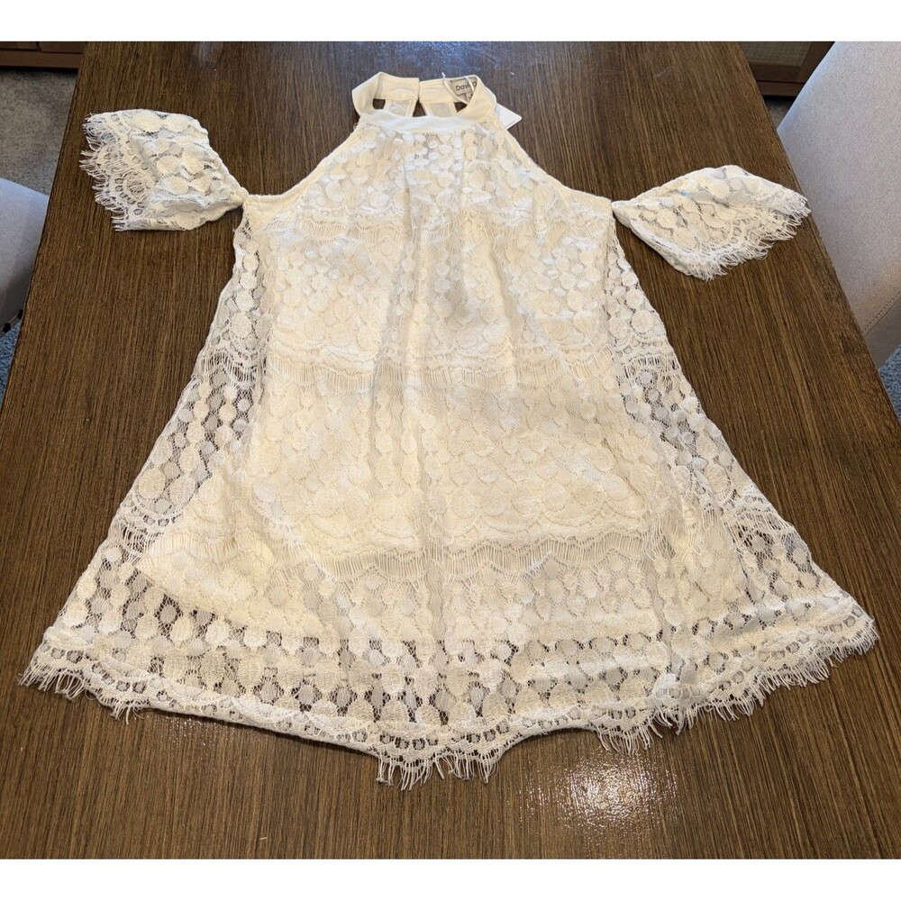 White Lace Mini Dress Size Medium Davi And Dani Zipper Closure Lined